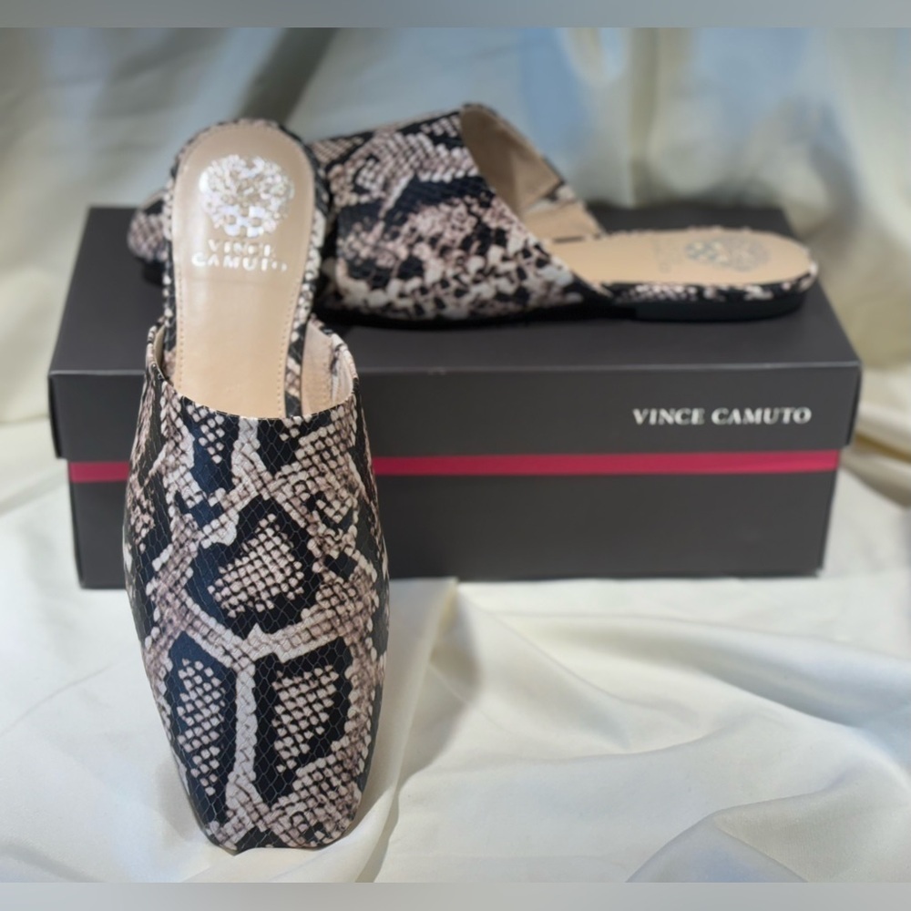Vince Camuto Women's Snake Print Mules - Black and Cream Size 9